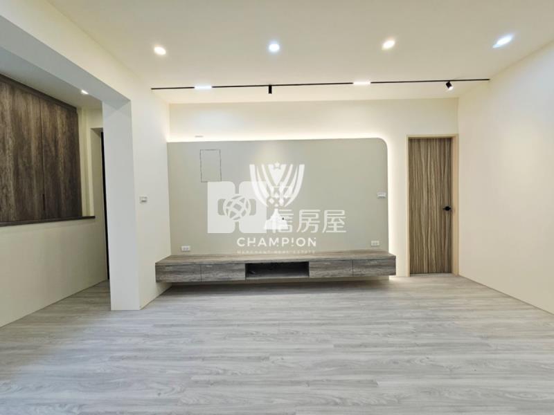 【冠軍】暖暖街正核心三樓美寓房屋室內格局與周邊環境