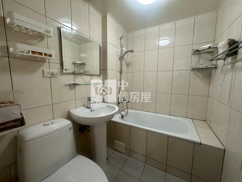 漢口崇德雙商圈次頂樓四房雙主臥+大平車房屋室內格局與周邊環境