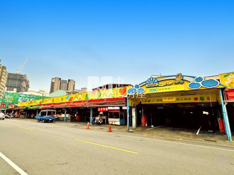 四維國小捷運站｜雙商圈｜收租7套房房屋室內格局與周邊環境