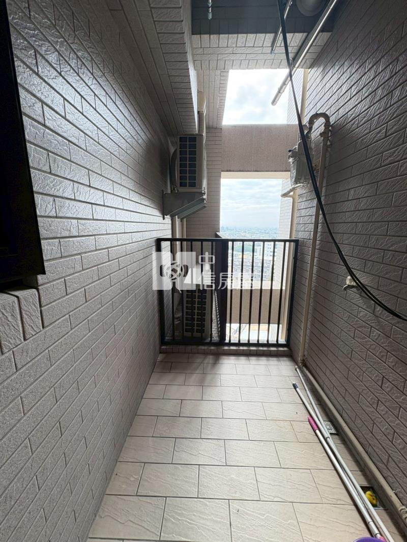 立彩璞境高樓層視野三房平車房屋室內格局與周邊環境