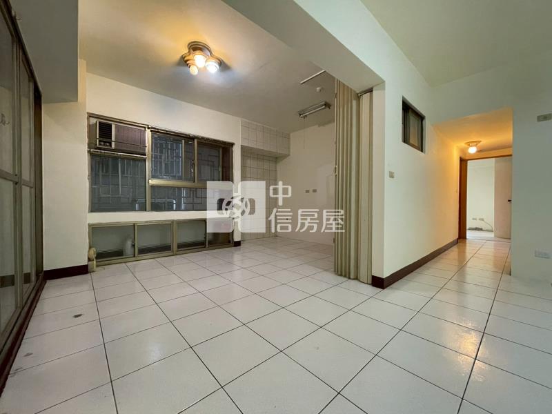 (金馬雙星(上選座)興大國圖館旁三房車位單坪不用21萬房屋室內格局與周邊環境