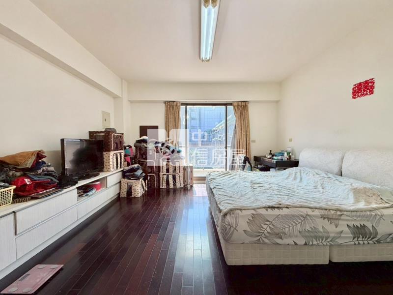 豐邑棕櫚泉興安商圈臨路店墅房屋室內格局與周邊環境