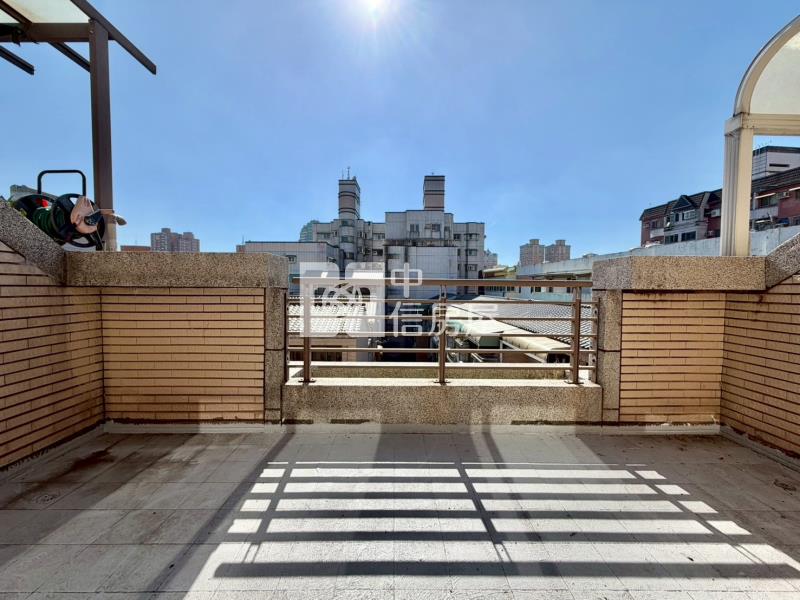 豐邑棕櫚泉興安商圈臨路店墅房屋室內格局與周邊環境