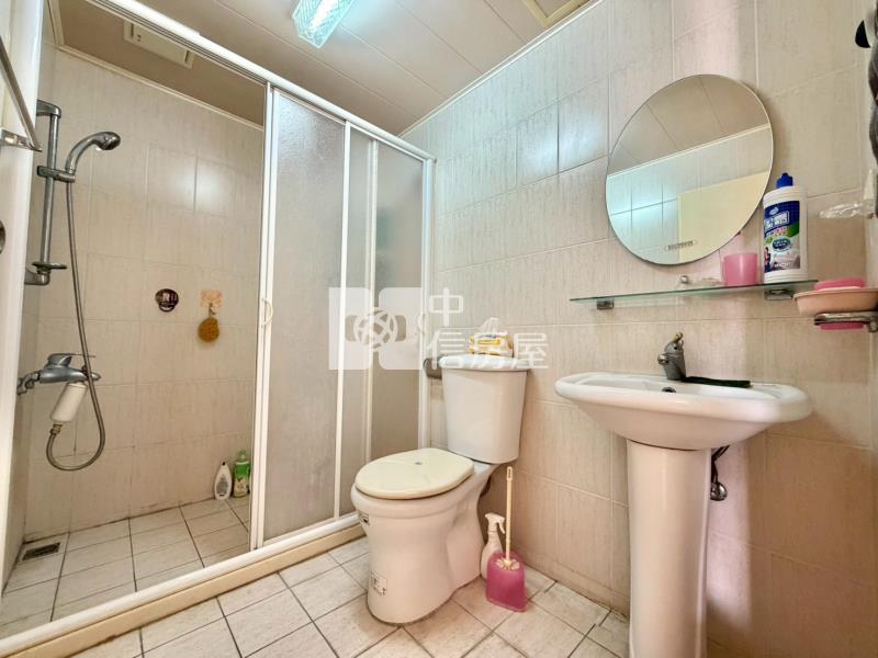 豐邑棕櫚泉興安商圈臨路店墅房屋室內格局與周邊環境