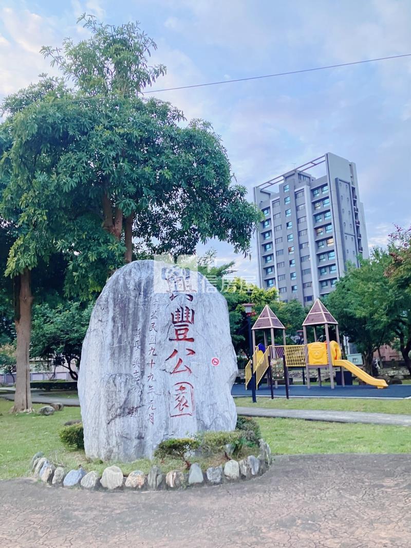 八德超值百坪豪華電梯別墅房屋室內格局與周邊環境