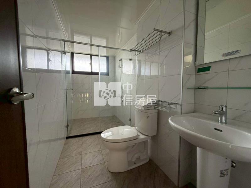 員林藏居全新車庫美墅A12房屋室內格局與周邊環境