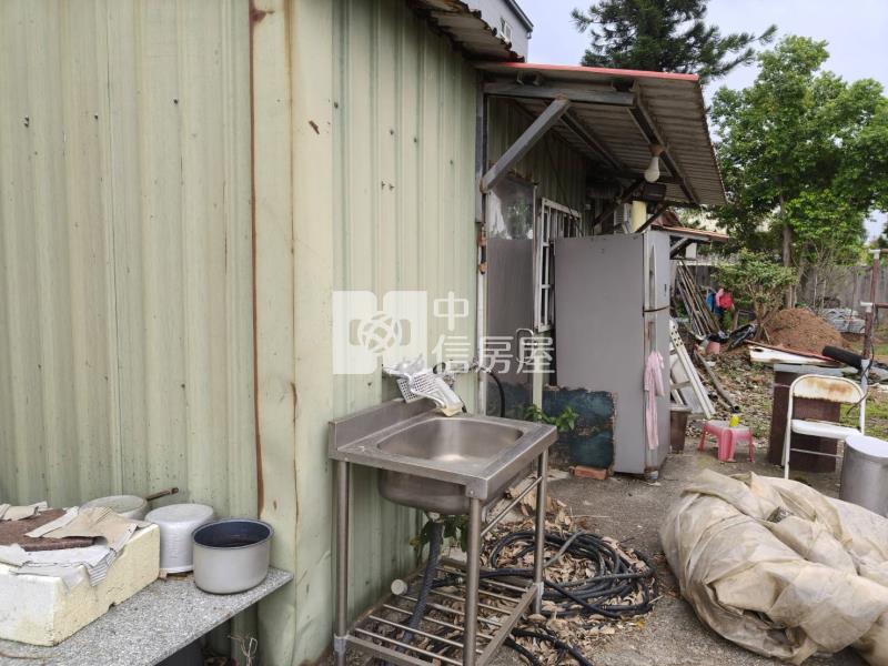 崙坪農舍房屋室內格局與周邊環境