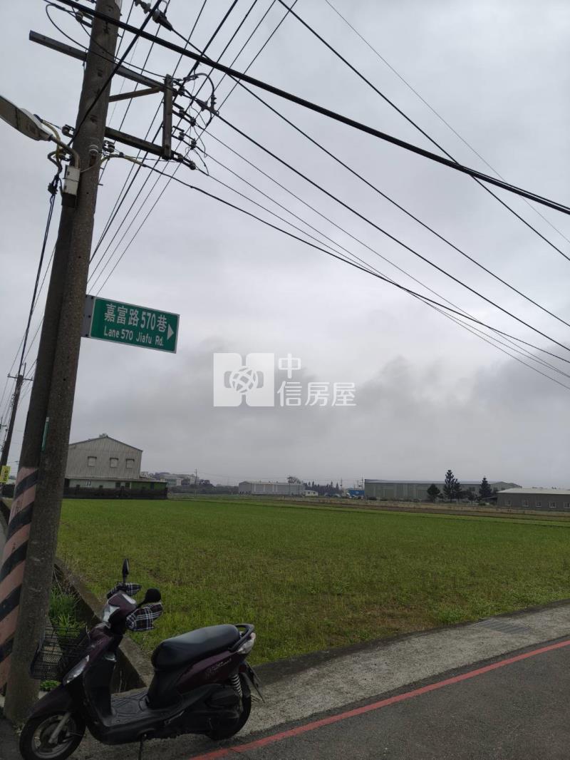 崙坪農舍房屋室內格局與周邊環境