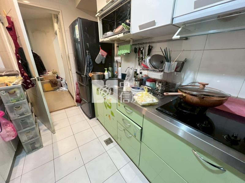 ●信義花園一樓雙車位房屋室內格局與周邊環境