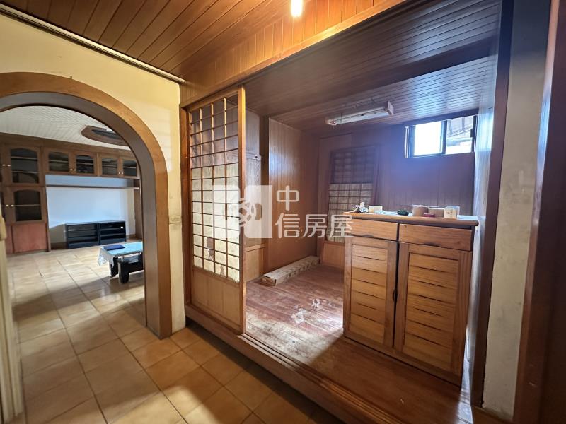 Lalaport絕版四面採光超大間美寓房屋室內格局與周邊環境