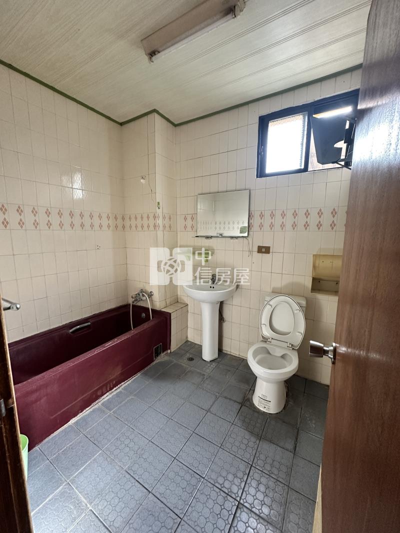 Lalaport絕版四面採光超大間美寓房屋室內格局與周邊環境