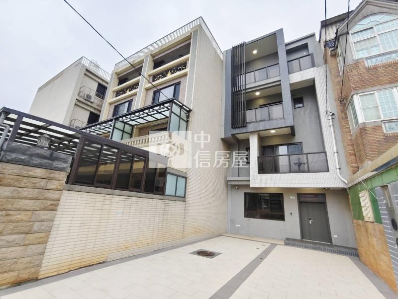 草漯重劃區全新電梯別墅-可停4台車房屋室內格局與周邊環境