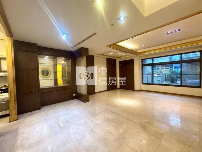 中國醫旁★府上社區/電梯雙車別墅房屋室內格局與周邊環境