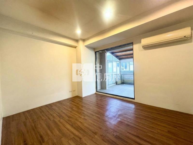 中國醫旁★府上社區/電梯雙車別墅房屋室內格局與周邊環境