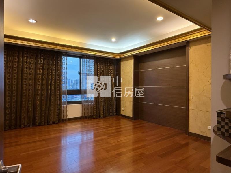 中國醫旁★府上社區/電梯雙車別墅房屋室內格局與周邊環境