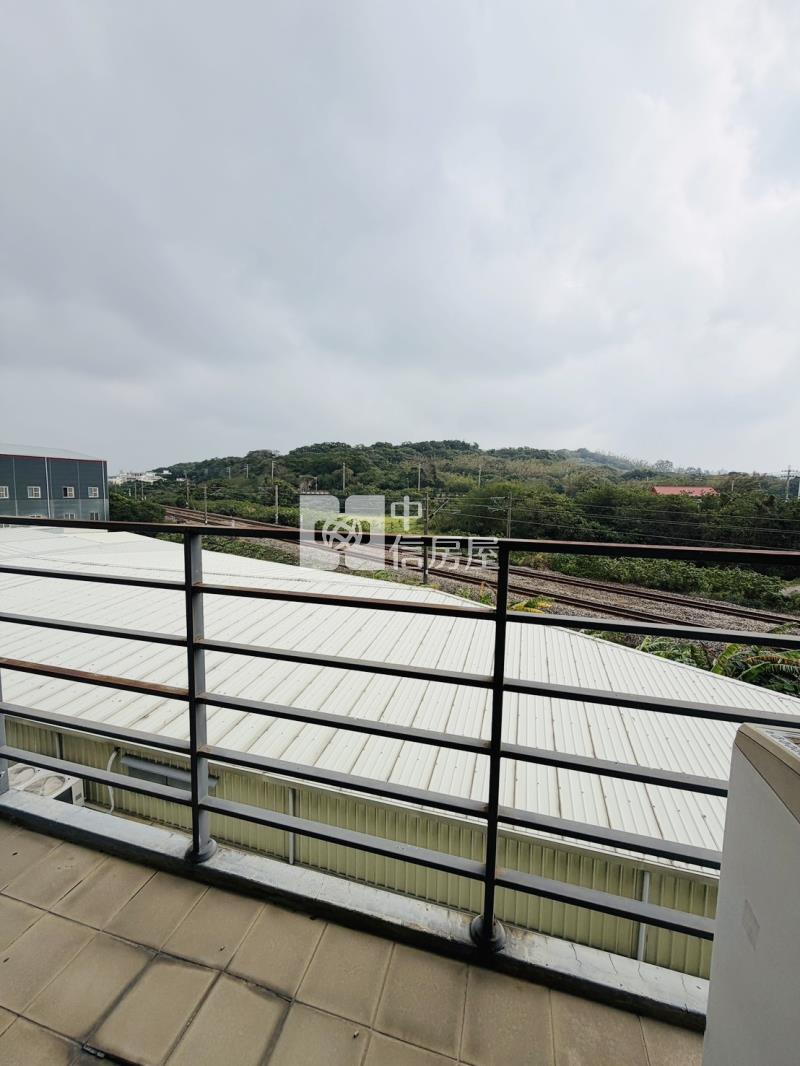 快樂頌/錢進時代特低總美套房房屋室內格局與周邊環境