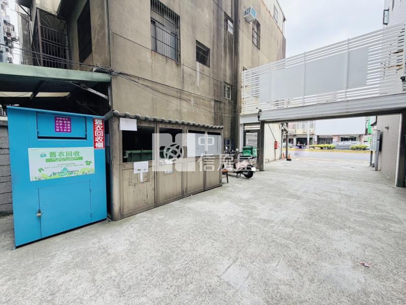 快樂頌/錢進時代特低總美套房房屋室內格局與周邊環境