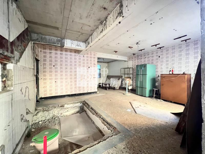 萬能.大江旁大面寬透天房屋室內格局與周邊環境