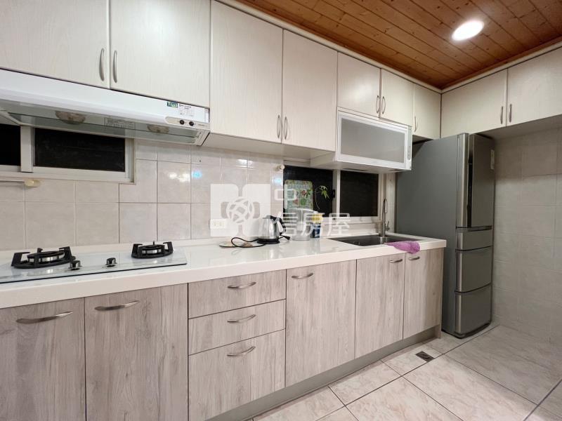 【安家】過嶺國中旁花園雙車美墅房屋室內格局與周邊環境