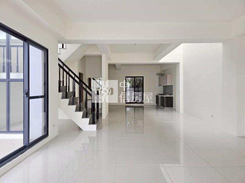 玉井大面寬雙車渡假豪邸房屋室內格局與周邊環境