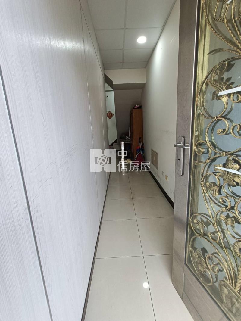 忠貞市場旁店墅2房屋室內格局與周邊環境