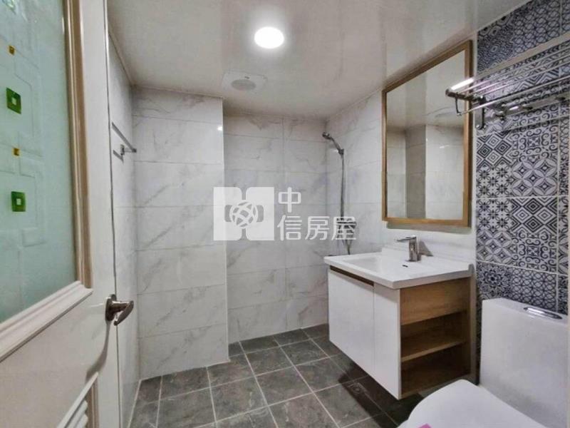 潮州愛國商圈大面寬店住1+2房屋室內格局與周邊環境