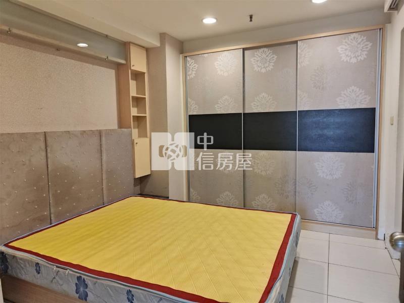 永康中山南路高統嶺明亮三房車位房屋室內格局與周邊環境