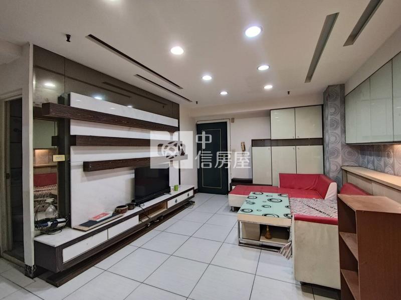 永康中山南路高統嶺明亮三房車位房屋室內格局與周邊環境