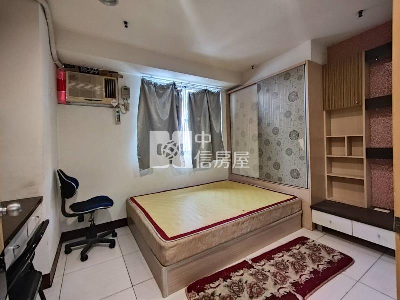 永康中山南路高統嶺明亮三房車位房屋室內格局與周邊環境