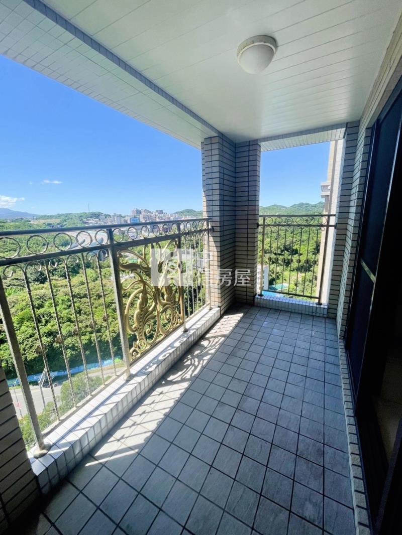 【冠軍】微笑台北美好三房+車位房屋室內格局與周邊環境