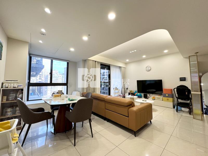 近藝文緊鄰大有商圈心天母景觀2+1房車房屋室內格局與周邊環境