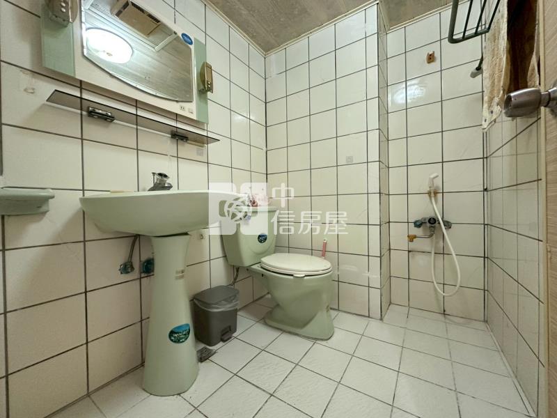 lalaport大室內45坪三房雙主臥美廈房屋室內格局與周邊環境