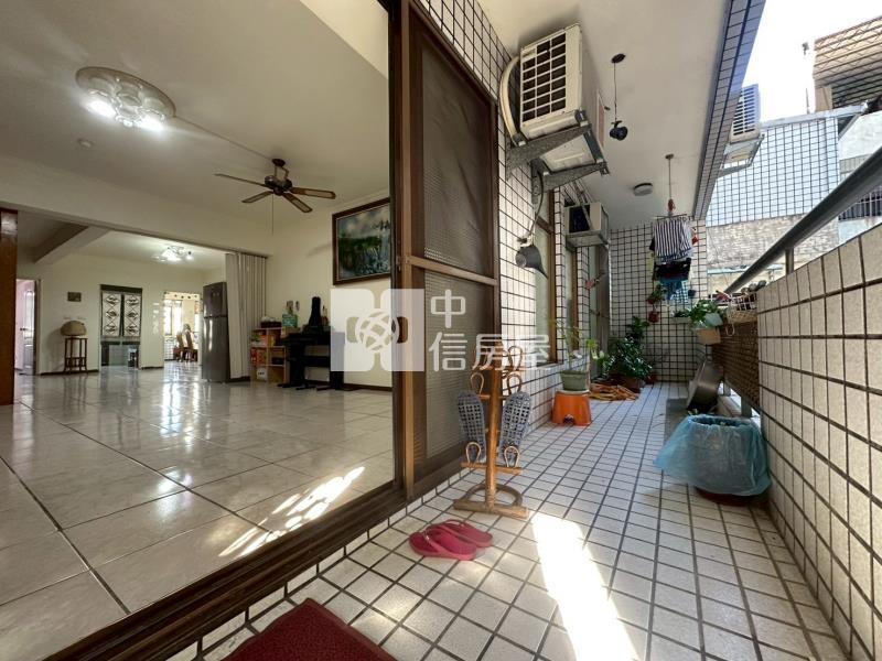 lalaport大室內45坪三房雙主臥美廈房屋室內格局與周邊環境