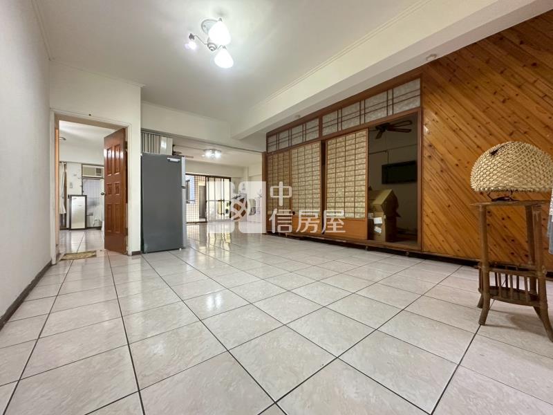 lalaport大室內45坪三房雙主臥美廈房屋室內格局與周邊環境