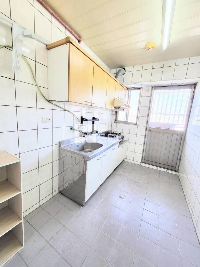 民生南路旁美3房房屋室內格局與周邊環境