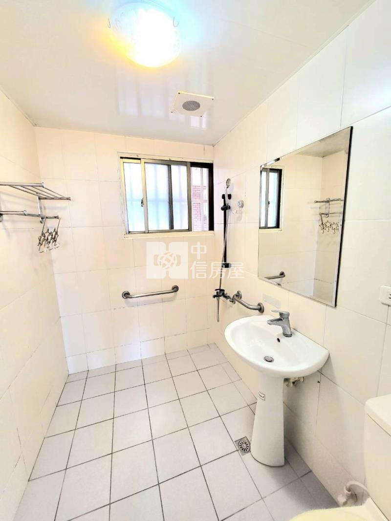 民生南路旁美3房房屋室內格局與周邊環境