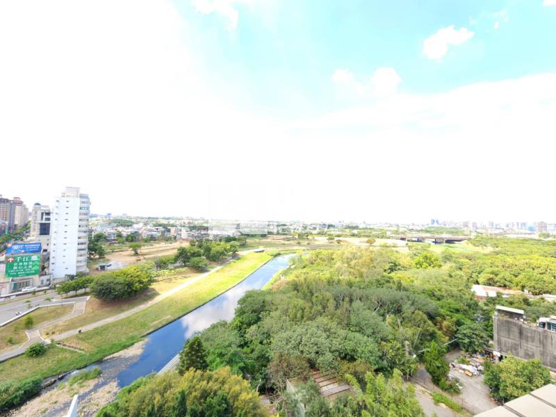 環北路大三房車A21站房屋室內格局與周邊環境