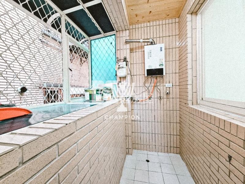 【冠軍】大慶稀有邊間漂亮4房房屋室內格局與周邊環境