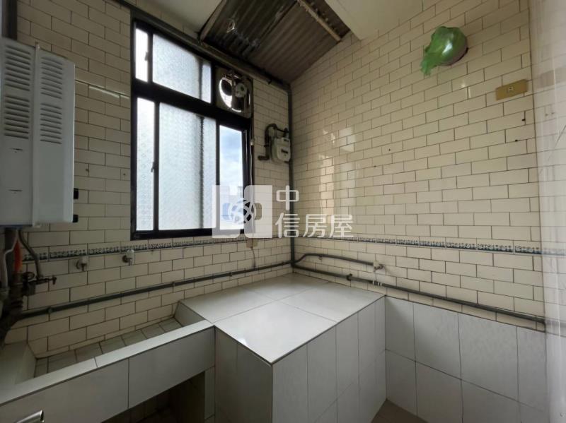 羅浮名宮~近捷運三房美寓房屋室內格局與周邊環境