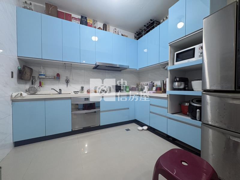 龍岡商圈稀有大地坪整新透天房屋室內格局與周邊環境