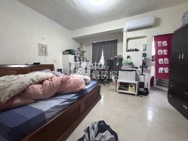 龍岡商圈稀有大地坪整新透天房屋室內格局與周邊環境