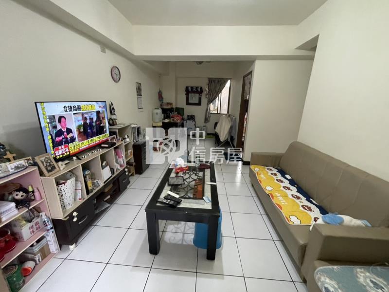 中壢大學湖畔超值電梯三房房屋室內格局與周邊環境