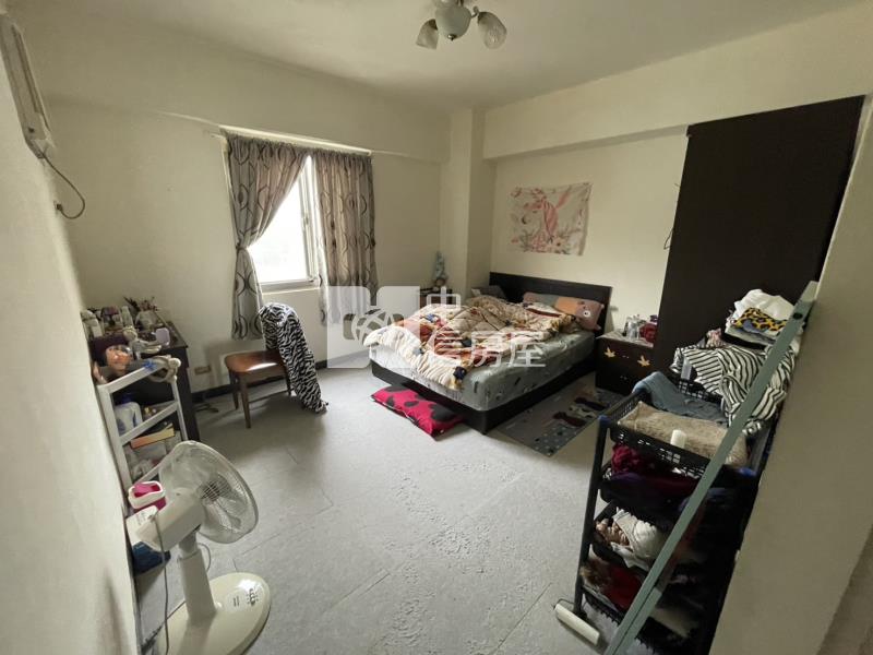 中壢大學湖畔超值電梯三房房屋室內格局與周邊環境