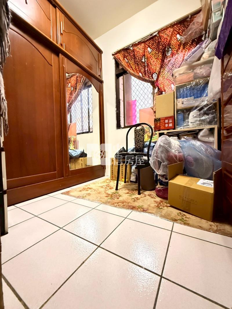 中國醫漢口永興商圈電梯三房華廈房屋室內格局與周邊環境