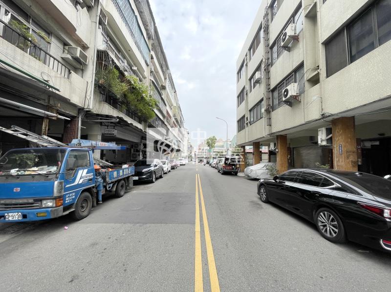 梅亭街大面寬樓店房屋室內格局與周邊環境