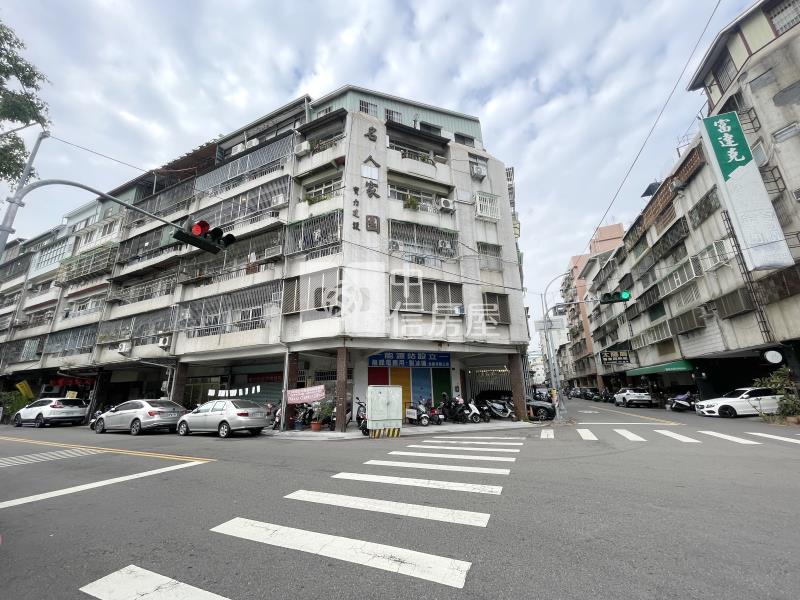 梅亭街大面寬樓店房屋室內格局與周邊環境