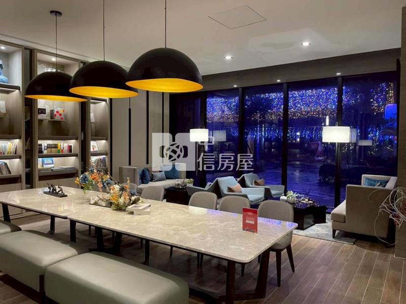 ▲新橫濱精美大三房平面車位房屋室內格局與周邊環境