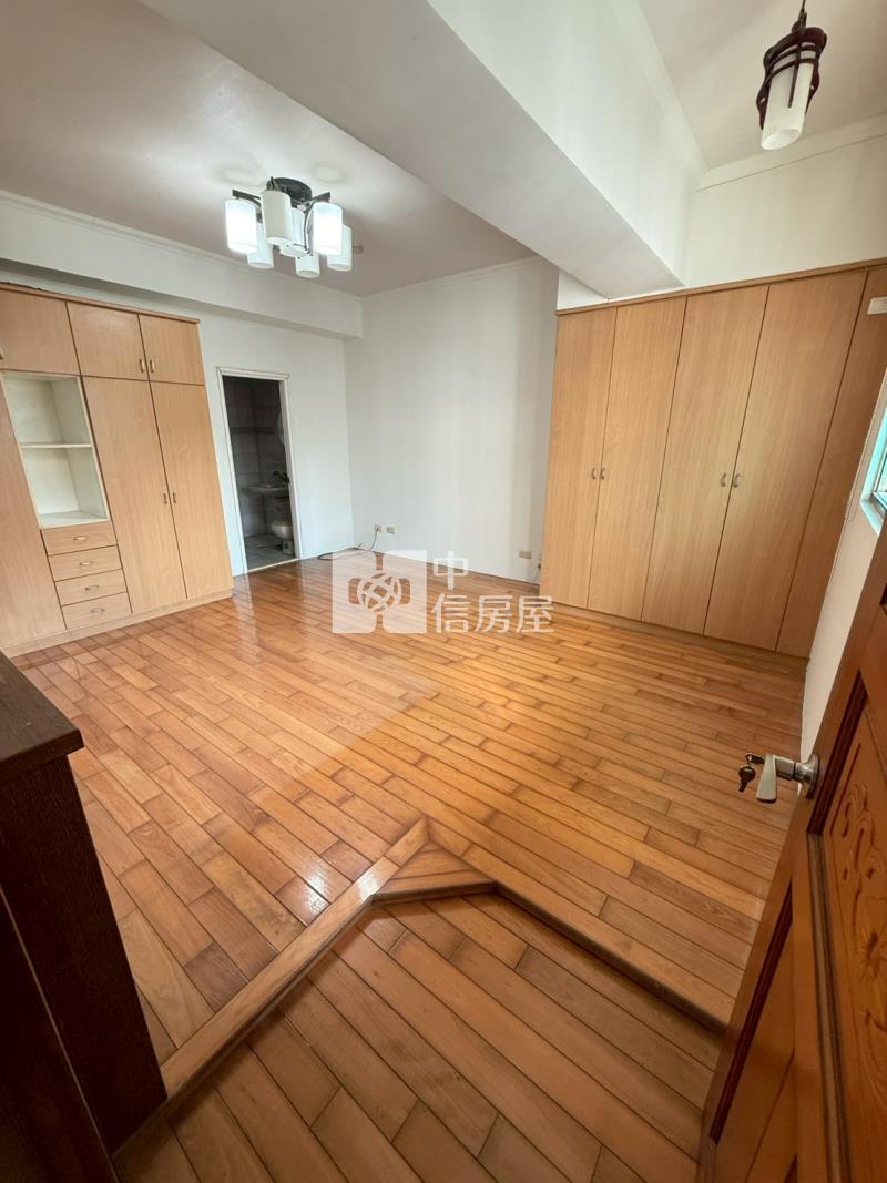 萬客隆3房平車房屋室內格局與周邊環境