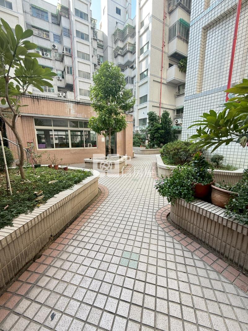 萬客隆3房平車房屋室內格局與周邊環境