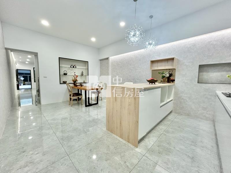 中興商圈四房活路美透天房屋室內格局與周邊環境